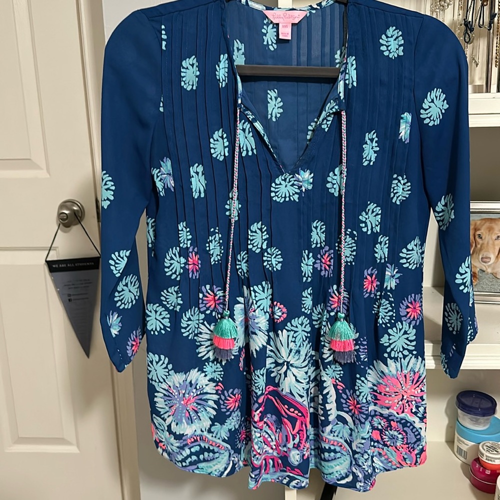 Lilly Pulitzer XXS flowy tunic top, EUC